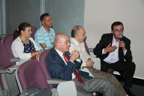 Hukuk Ve Tıp Mensupları Arasında Ortak Dil
 - 11