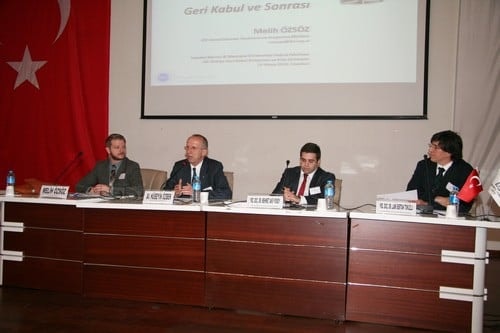 Ab -Türkiye Geri Kabul Anlaşması Ve Vize Serbestîsi

 - 28