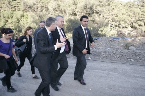 İstanbul Barosu Başkan Ve Yönetim Kurulu Üyeleri, Acıyı Paylaşmak, İncelemelerde Bulunmak İçin Soma’Daydı

 - 44