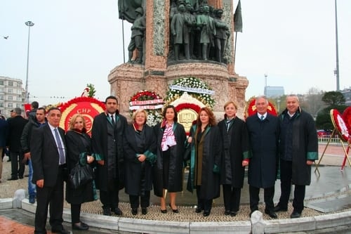Aramızdan Ayrılışının 77. Yılında Atamızı Saygı Ve Minnetle Andık 
 - 94
