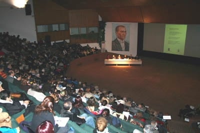 82. Yılında Üç Devrim Yasası - 8