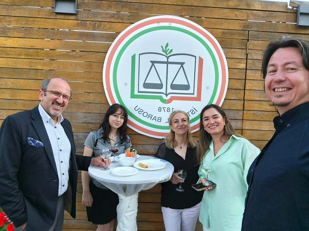 İstanbul Barosu Yabancı Dil Eğitimlerine Katılan Avukatlar Buluştu - 4