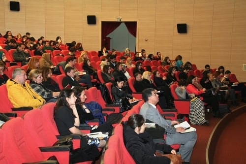 Kadın Hakları Ve Aile İçi Şiddet” Konulu Sertifika Programı Devam Ediyor
 - 25