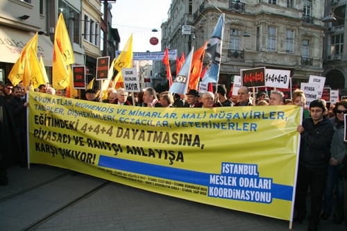 4+4+4 Dayatması Yürüyüşle Protesto Edildi

 - 2