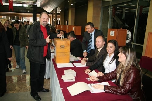 İstanbul Barosu'nda Ümit Kocasakal Dönemi
 - 40