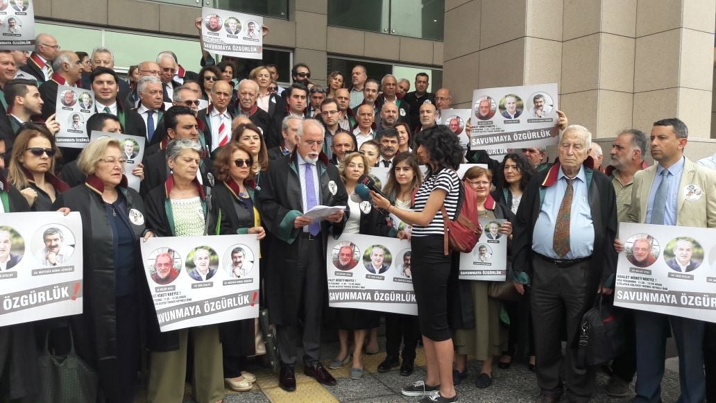 Parola Hukuk, İşareti Demokrasi - 1