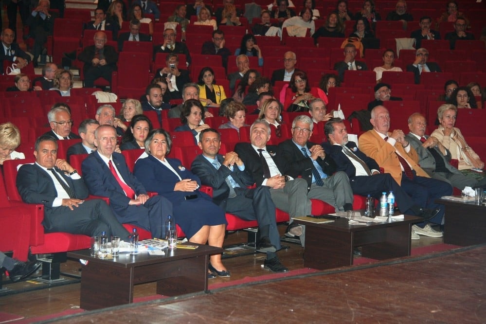 Başkan Durakoğlu Güven Tazeledi - 341