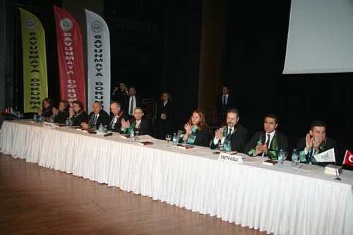 İstanbul Barosu Olağanüstü Genel Kurul Kararı: ‘Başkan Ve Yönetim Kurulu Görevinin Başındadır. İrademize Sahip Çıkıyoruz”

 - 9