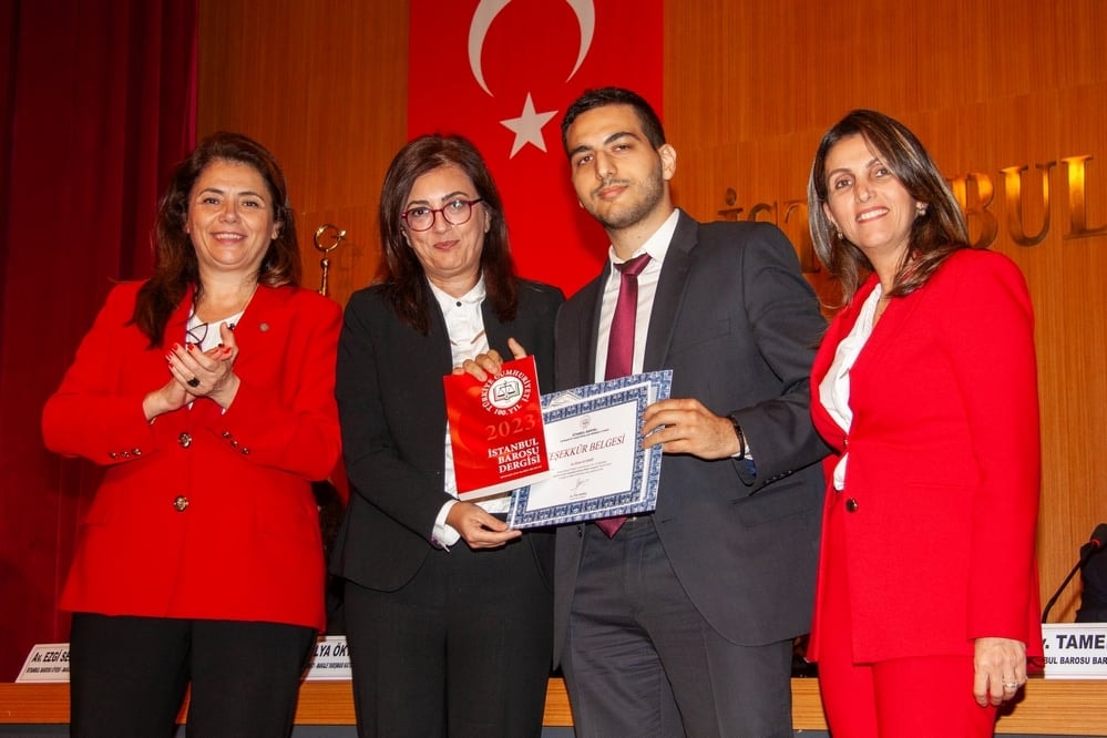 Türkiye Cumhuriyeti’nin 100. Yılında Atatürk ve Laik Cumhuriyet Hukuku Etkinliği - 21