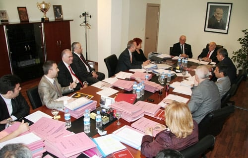 Denktaş:”Orams Davasını 
Fırsata Dönüştürelim” - 26