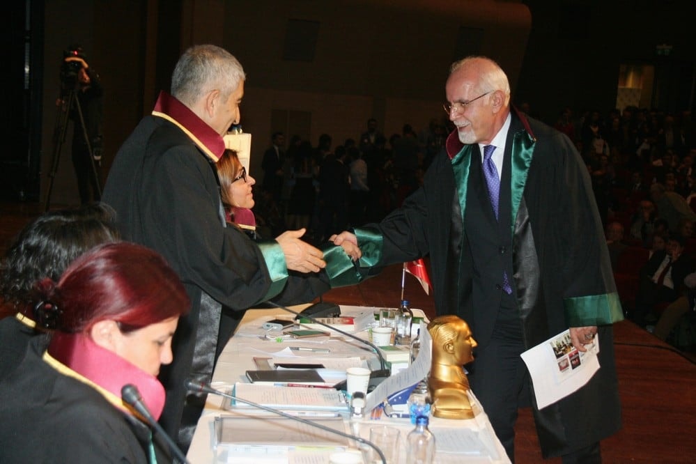 Başkan Durakoğlu Güven Tazeledi - 235