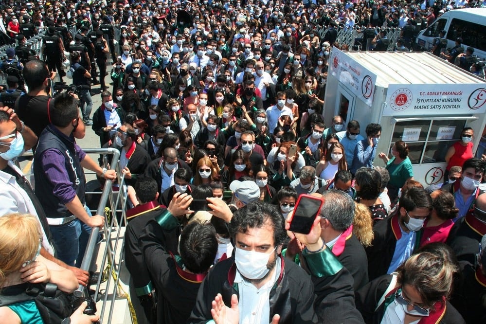 Yasa Yapma Gücünü Silah Olarak Kullananları Uyarıyoruz - 64