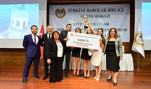 Kurgusal Duruşma Yarışmasında İstanbul Barosu Ekibi İkinci Oldu