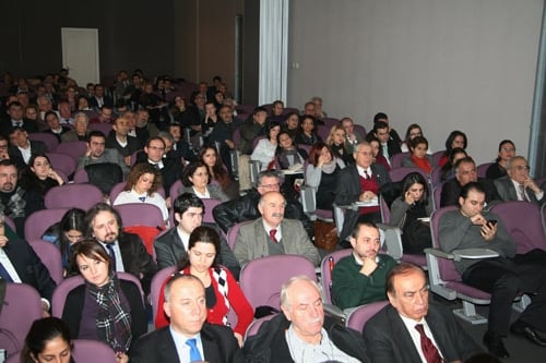 Avukata Yönelik Baskı Vatandaşa Yapılmış Sayılır

 - 22