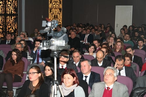 Avukata Yönelik Baskı Vatandaşa Yapılmış Sayılır

 - 48