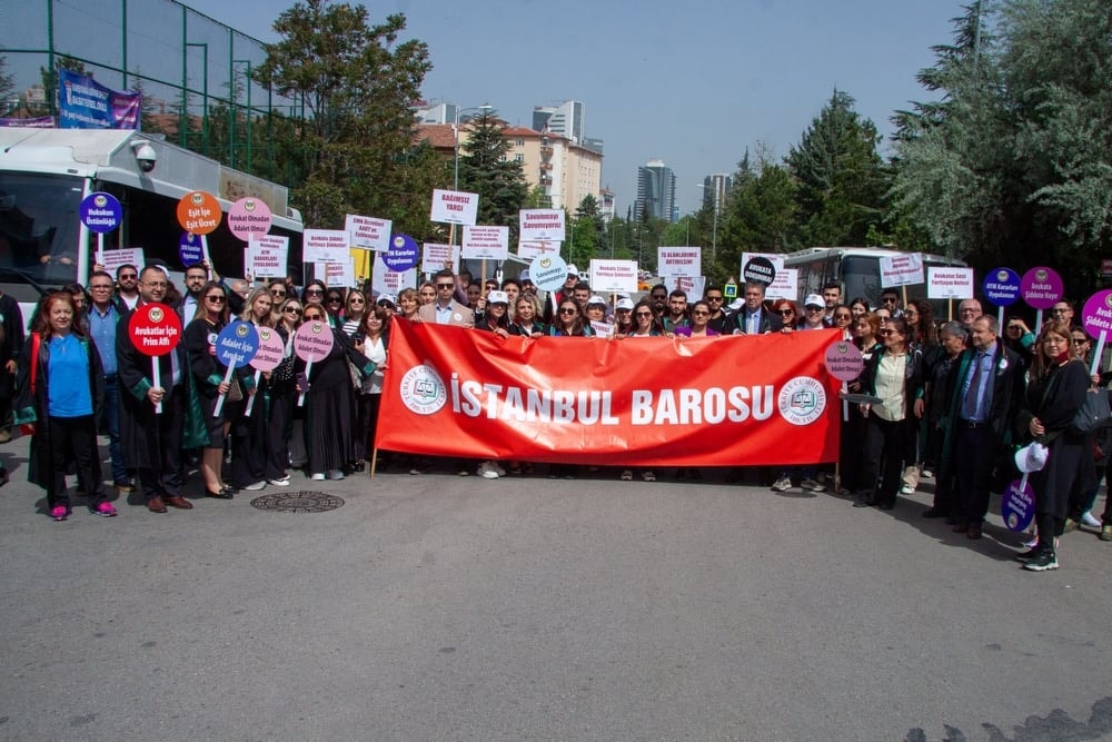 Binlerce Meslektaşımızla “Avukat İçin de Adalet” İçin Ankara’da Bir Araya Geldik - 30