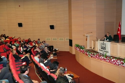 Kadın Hakları Ve Aile İçi Şiddet” Konulu Sertifika Programı Devam Ediyor
 - 44