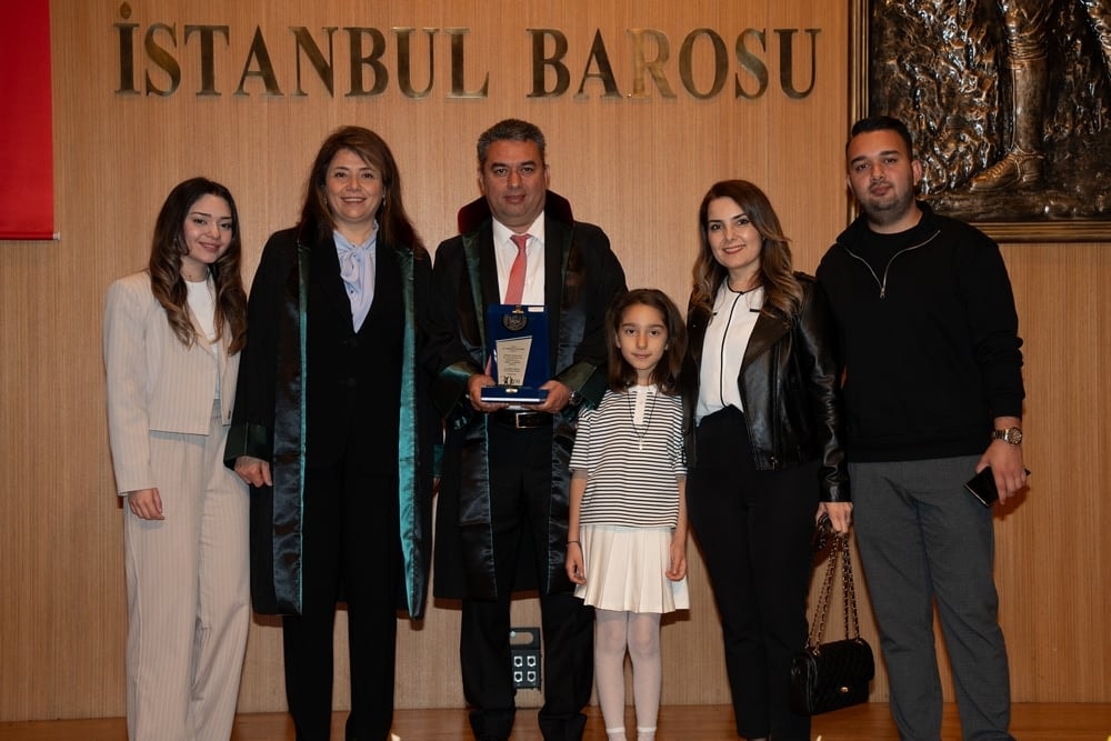 Meslekte 25, 30 ve 35 Yılını Dolduran Meslektaşlarımıza Plaket Verildi - 115