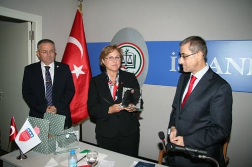 Yeni Türk Borçlar Kanununda Konut Ve Çatılı İşyeri Kira Sözleşmelerinin Sona Ermesi
 - 44