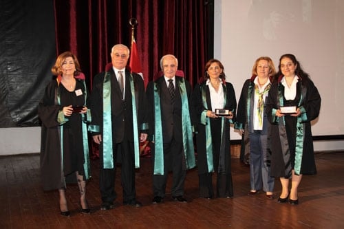 İstanbul Barosu 132. Kuruluş Yıldönümü Ve 
5 Nisan Avukatlar Günü
Etkinliklerle Kutlanmaya Başlandı - 40