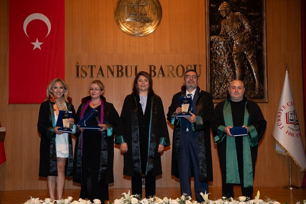 Meslekte 25, 30 ve 35 Yılını Dolduran Meslektaşlarımıza Plaket Verildi - 109