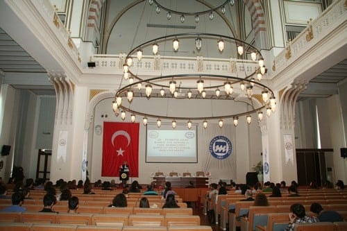 Ab -Türkiye Geri Kabul Anlaşması Ve Vize Serbestîsi

 - 21