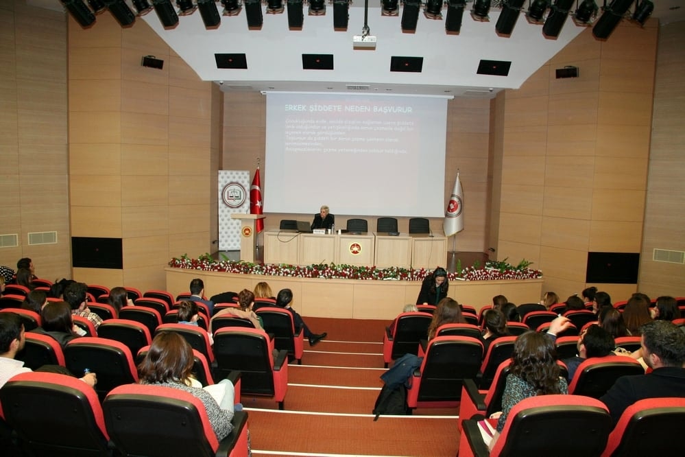 Kadın Hakları ve Aile İçi Şiddet Konulu Sertifika Programı Devam Ediyor - 50