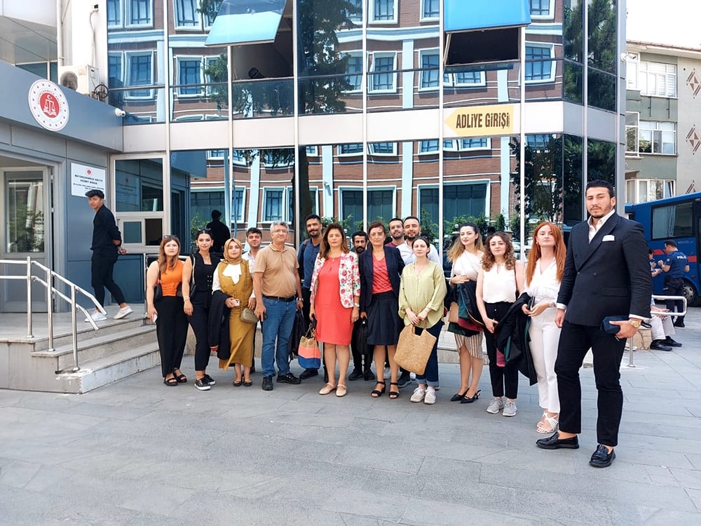 Saldırıya Uğrayan Meslektaşımızın Yanındayız