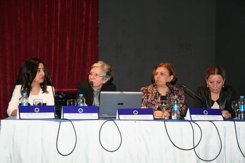 En Fazla Şiddete Sağlık Personeli Uğruyor

 - 29