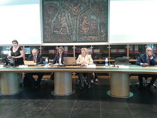 Bari Barosu’Nda “Türkiye’De Avukatları Kim Savunuyor” Konulu Toplantı

 - 2