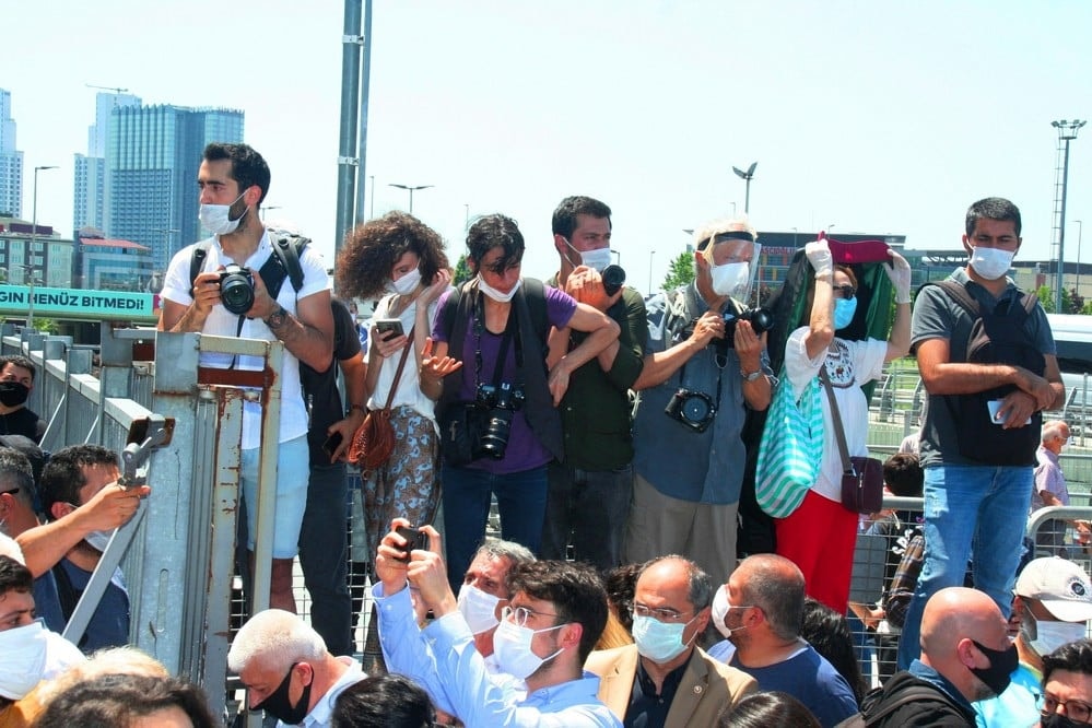 Yasa Yapma Gücünü Silah Olarak Kullananları Uyarıyoruz - 42