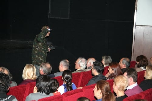 Adam Adamdır

 - 10