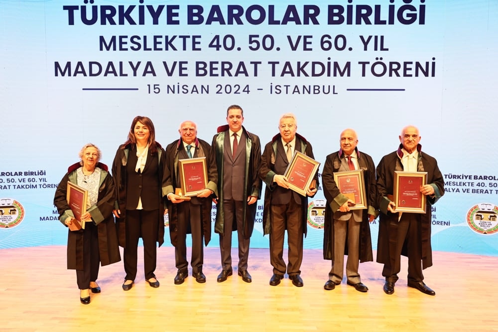 Meslekte 40, 50 ve 60 Yılını Dolduran Meslektaşlarımıza Plaket Verildi - 102