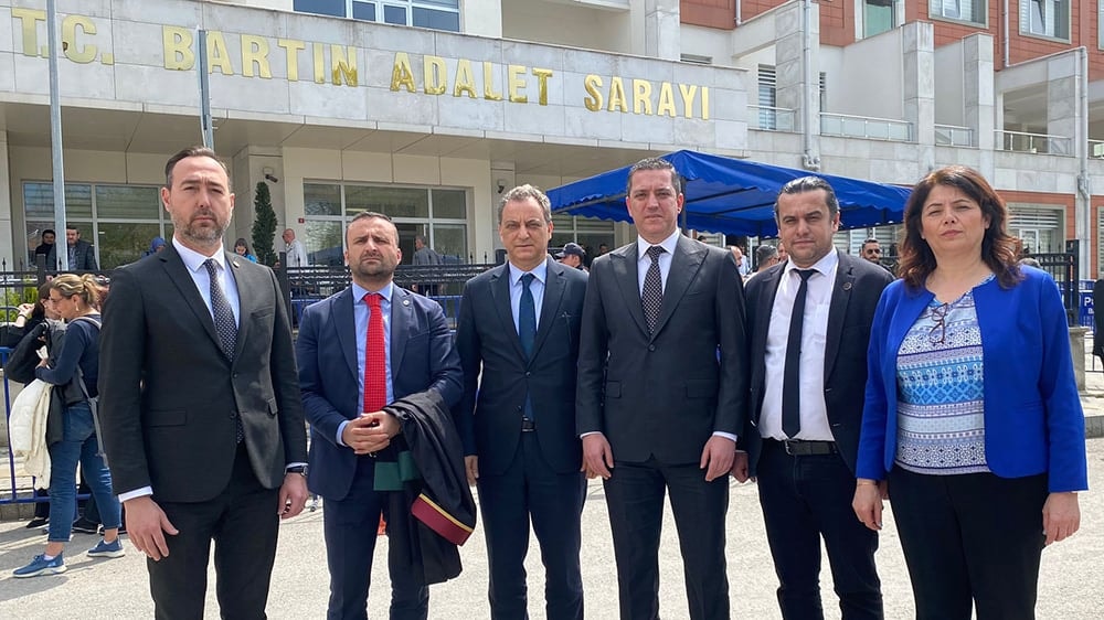 İstanbul Barosu Başkanı Av. Filiz Saraç, 43 Madencimizin Yaşamını Yitirdiği Amasra Maden Faciasının Duruşmasına Katıldı - 2