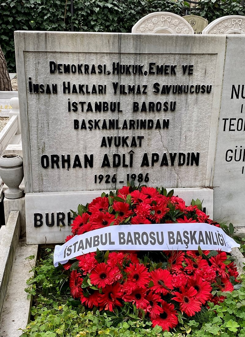 Baromuzun Unutulmaz Başkanlarından Av. Orhan Adli Apaydın’ı Kabri Başında Andık - 4