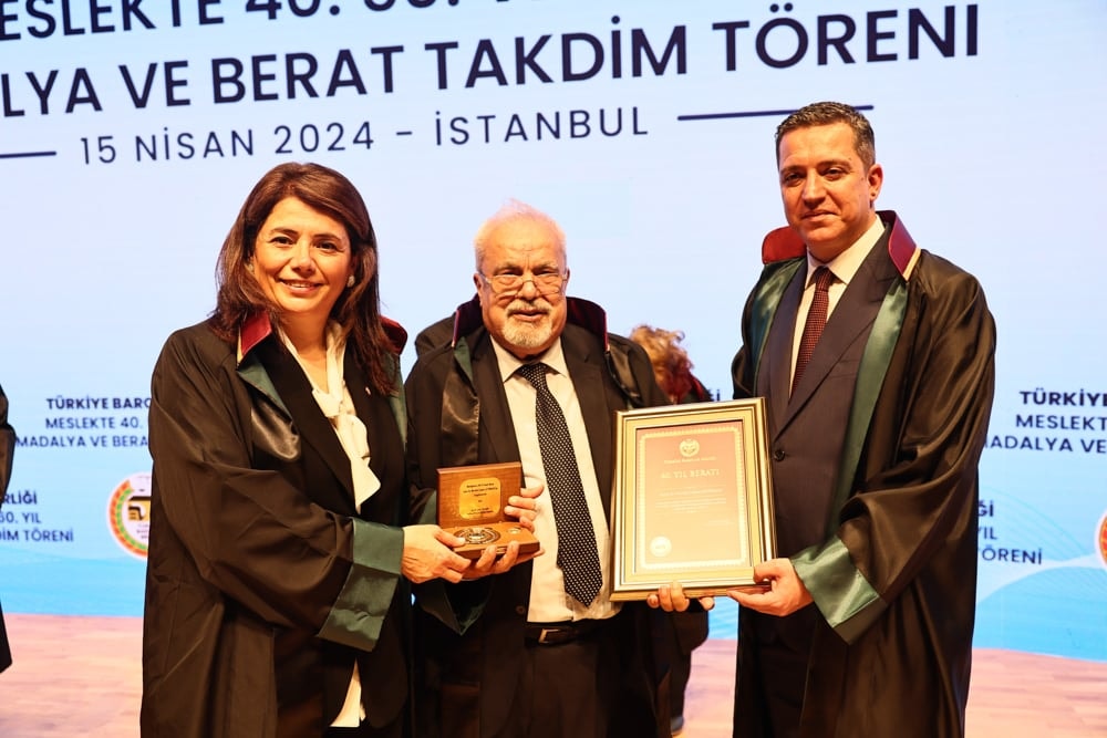 Meslekte 40, 50 ve 60 Yılını Dolduran Meslektaşlarımıza Plaket Verildi - 185