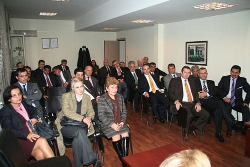 Yarsav Heyeti 
İstanbul Barosunu Ziyaret Etti 
 - 1