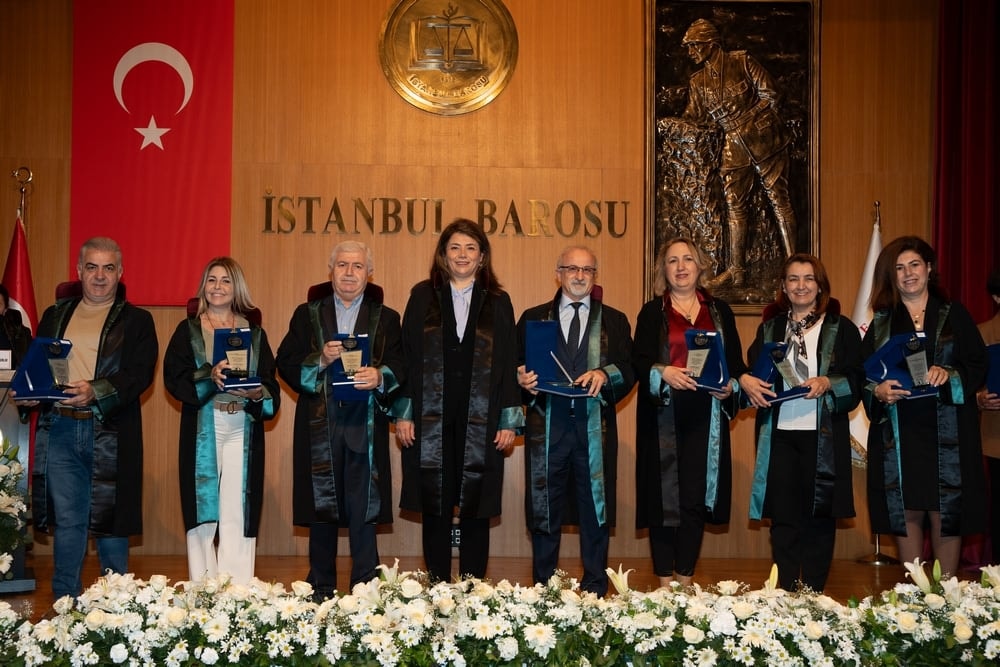 Meslekte 25, 30 ve 35 Yılını Dolduran Meslektaşlarımıza Plaket Verildi - 81