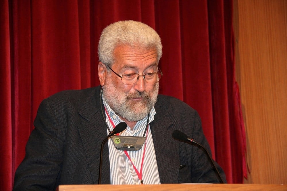 Uluslararası Konferans: ‘Ayın Karanlık Yüzü’ - 72