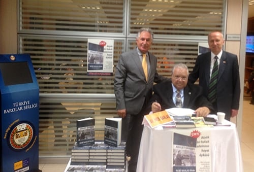 Adalet Savaşçısı
 - 1