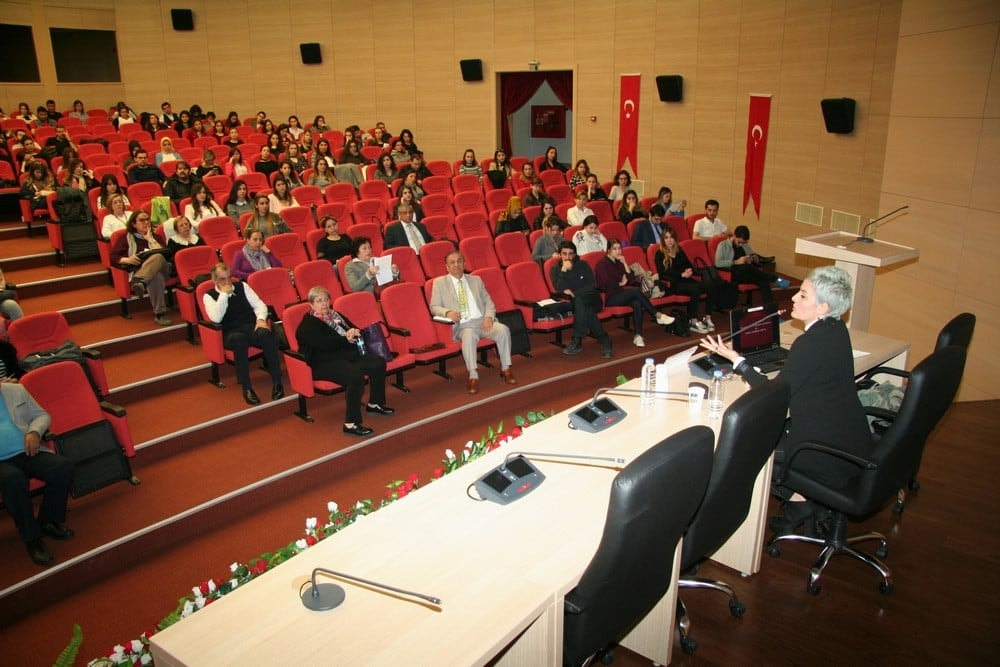 Kadın Hakları ve Aile İçi Şiddet” Konulu Sertifika Programı Devam Ediyor - 43