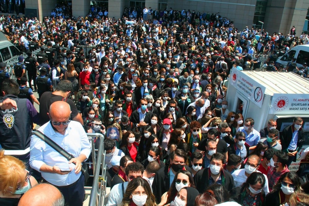 Yasa Yapma Gücünü Silah Olarak Kullananları Uyarıyoruz - 71