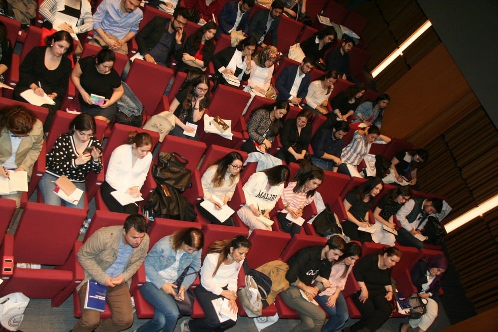 Kadın Hakları ve Aile İçi Şiddet Konulu Sertifika Programı Devam Ediyor - 10