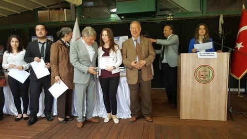 35. Dönem Hukuk İngilizcesi Ve Terminolojisi Derslerini Tamamlayanlara Katılım Belgeleri Verildi
 - 17