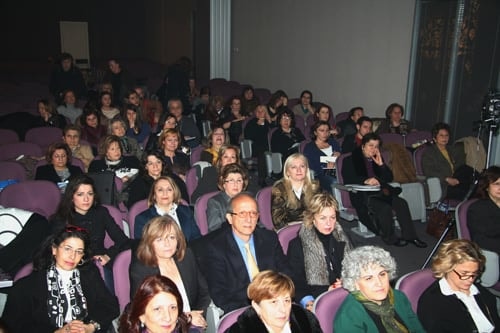 Önder Kadınlar Ödüllendirildi
 - 4