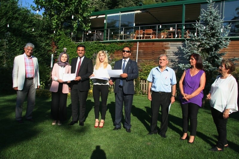 37. Dönem Hukuk İngilizcesi Ve Terminoloji Derslerine Katılanlara Törenle Belgeleri Verildi - 7