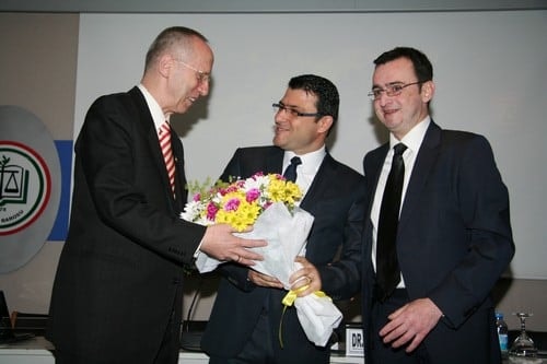 Sağlık Hukukunda Aydınlatılmış Onam
 - 18