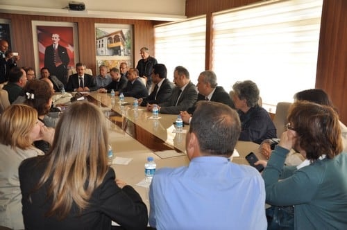 İstanbul Barosu Başkan Ve Yönetim Kurulu Üyeleri, Acıyı Paylaşmak, İncelemelerde Bulunmak İçin Soma’Daydı

 - 66