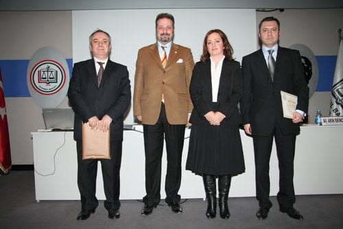 Uluslararası Finans Ve Dış Ticaret Hukuku - 25