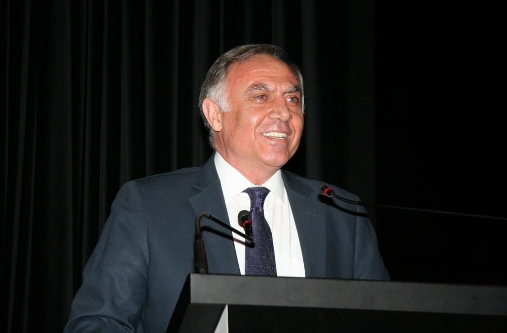 Hukuka Felsefi ve Sosyolojik Bakışlar VIII - 15